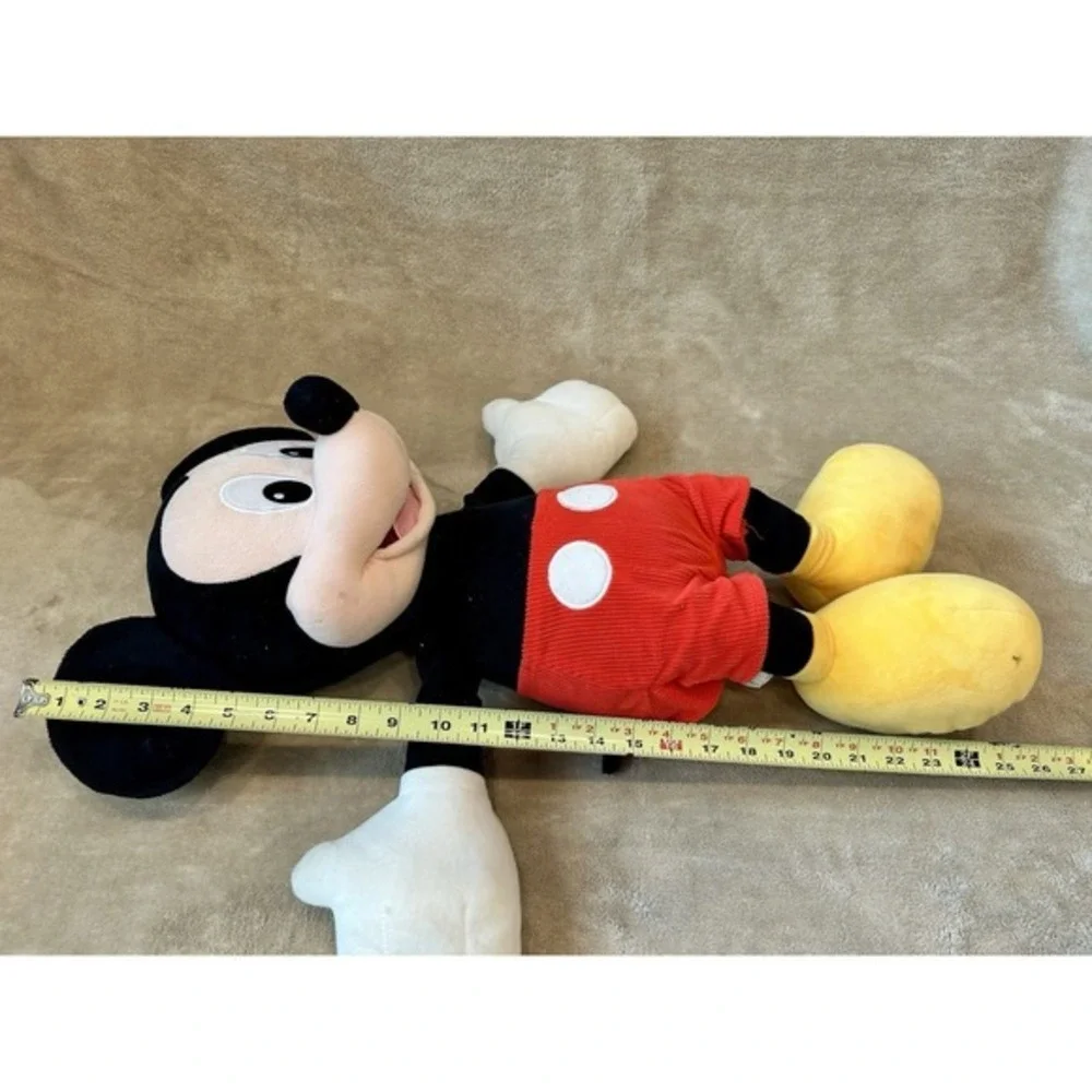 Disney‎ Mickey Mouse 24